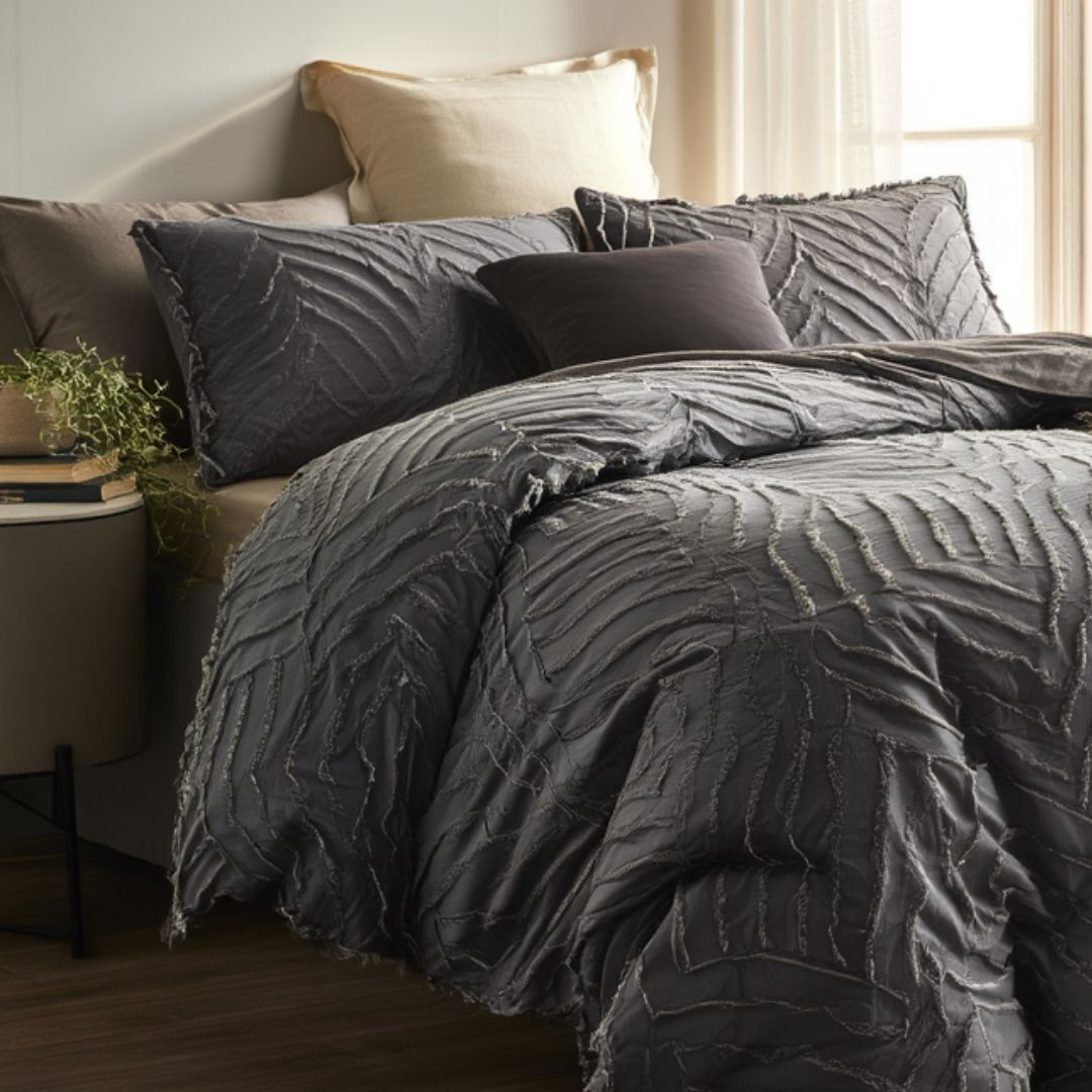 Noir Éclat Duvet Cover Set