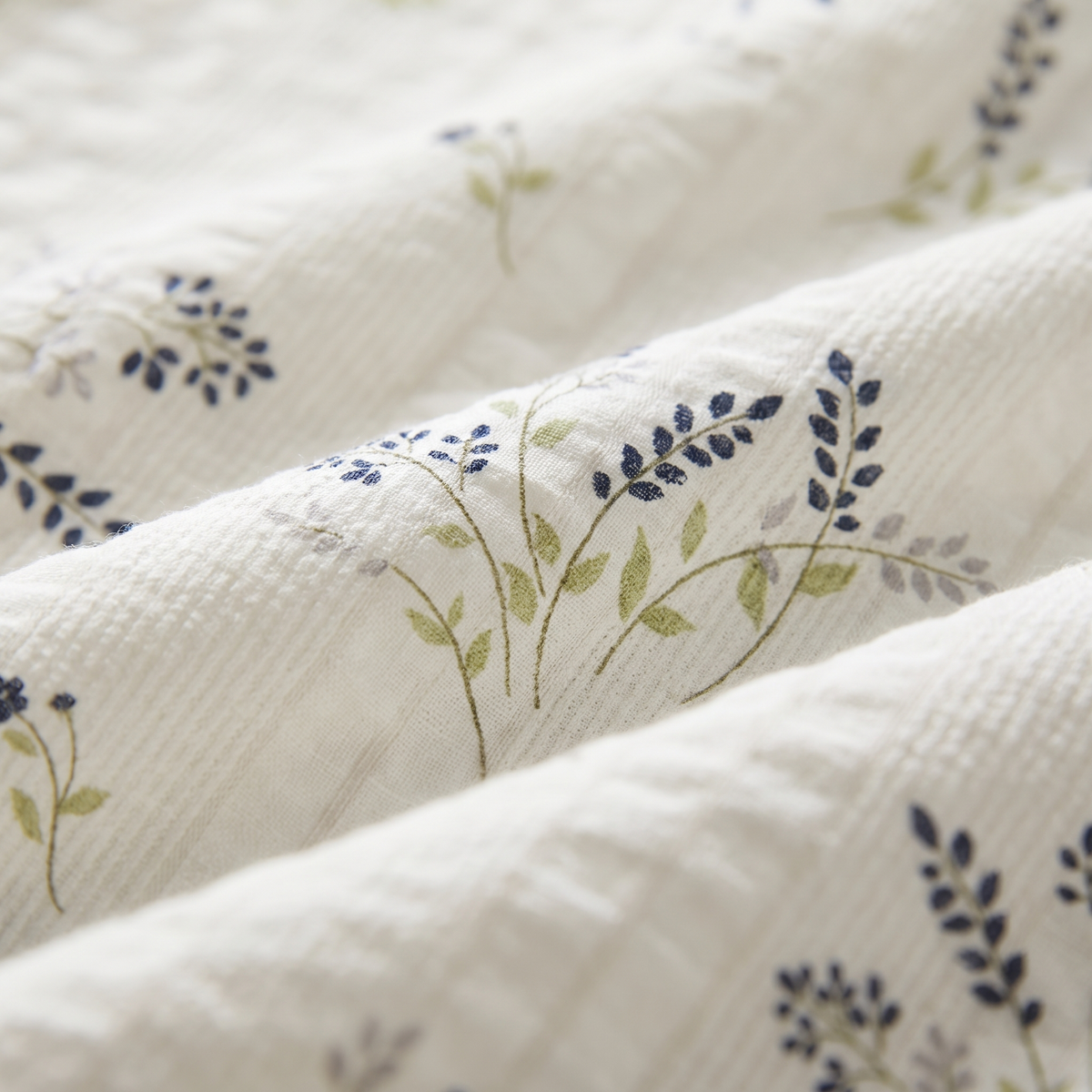 Heather Sheet Set, fabric close-up, thyme and heather in gray-green on cream