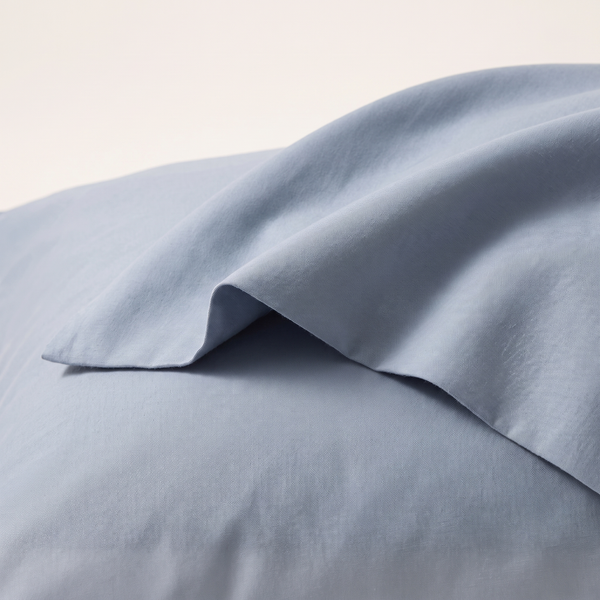 Plain Colour Pillowcases fold detail