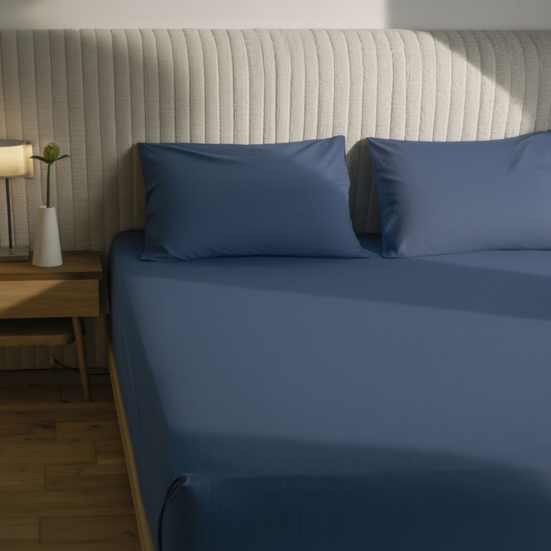 Modern Crest Cotton Bedding Set