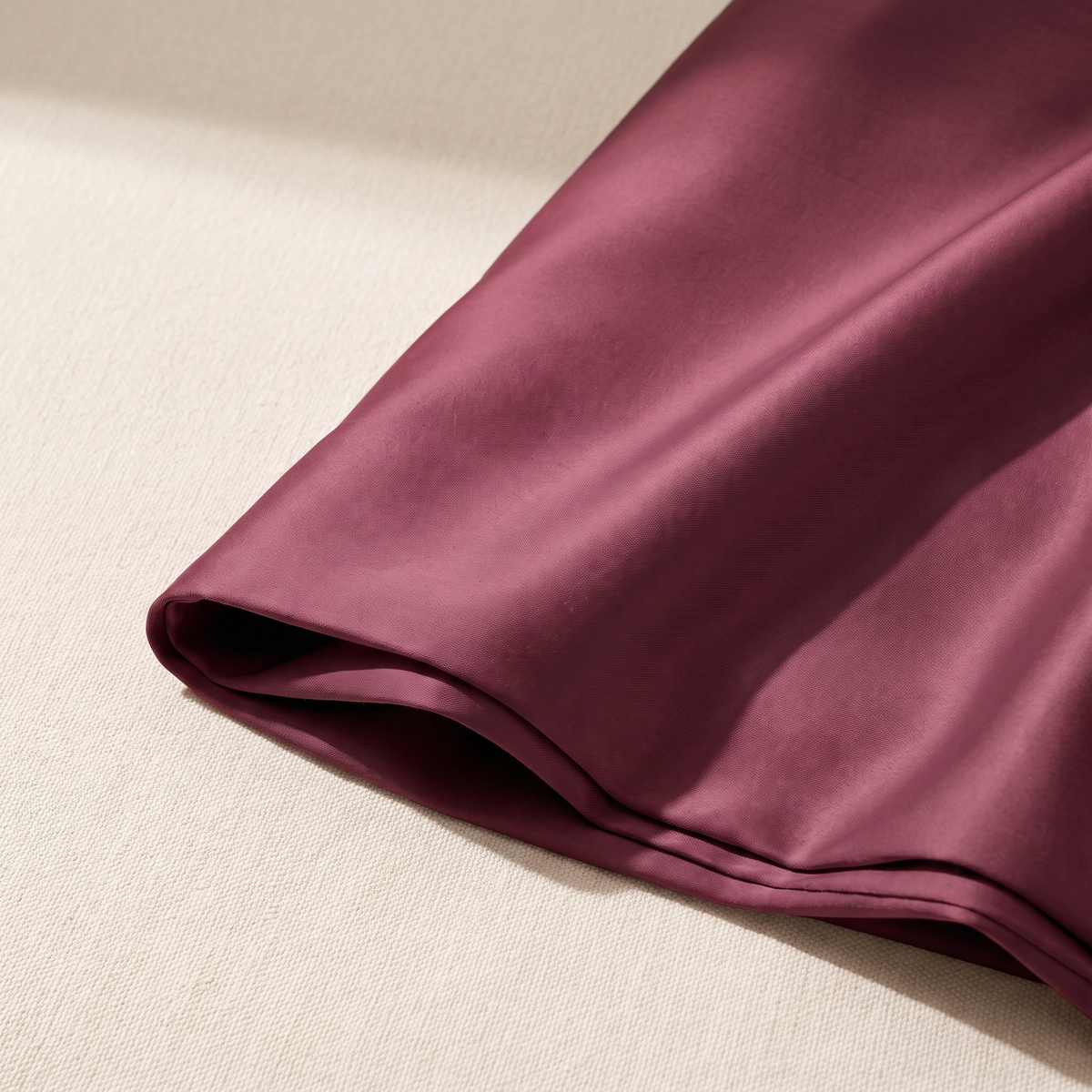 Velvet Duvet Cover Set, fold detail, deep wine