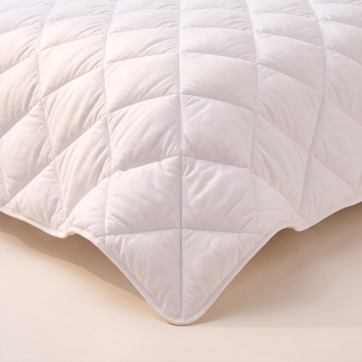 Diamond Duvet, corner detail
