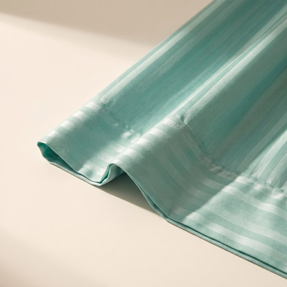 Frost Sheet Set, fold detail