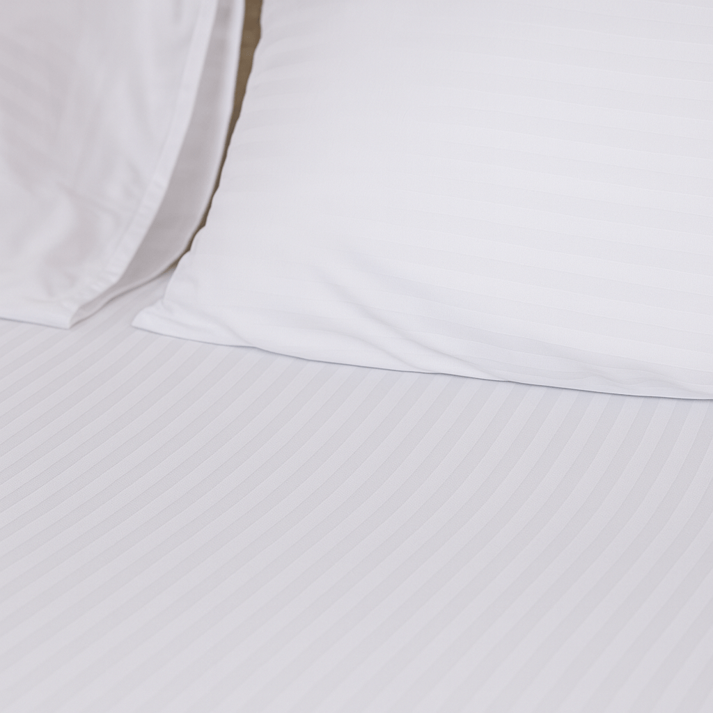 Pearl White Bedding Set - Royal