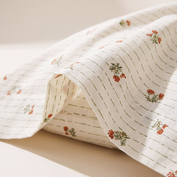 Print Pillowcases fold detail